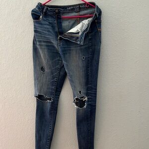 American Eagle Outfitters Women's Ripped Dark Blue Skinny Jeans